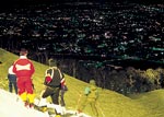 イメージ（思わず眼下の札幌の夜景の美しさにスキーが止まる（札幌藻岩山スキー場））