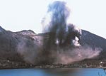 イメージ（4月4日の噴火）