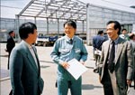 イメージ（2002年4月、北桧山クリーンエネルギー研究会では、岡山県鏡野町はじめ、北海道自然エネルギー研究センターが西日本の各地で関わったプロジェクトを視察しました。）